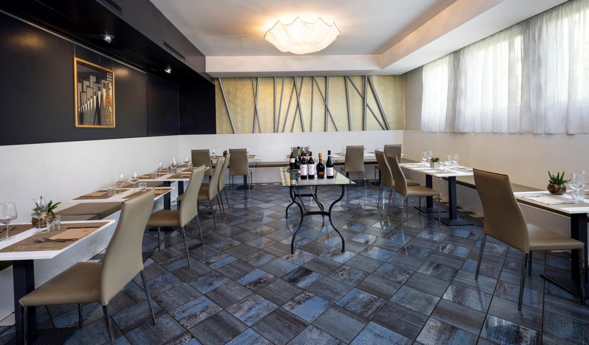 Best Western Plus Hotel Farnese Parma Esterno foto