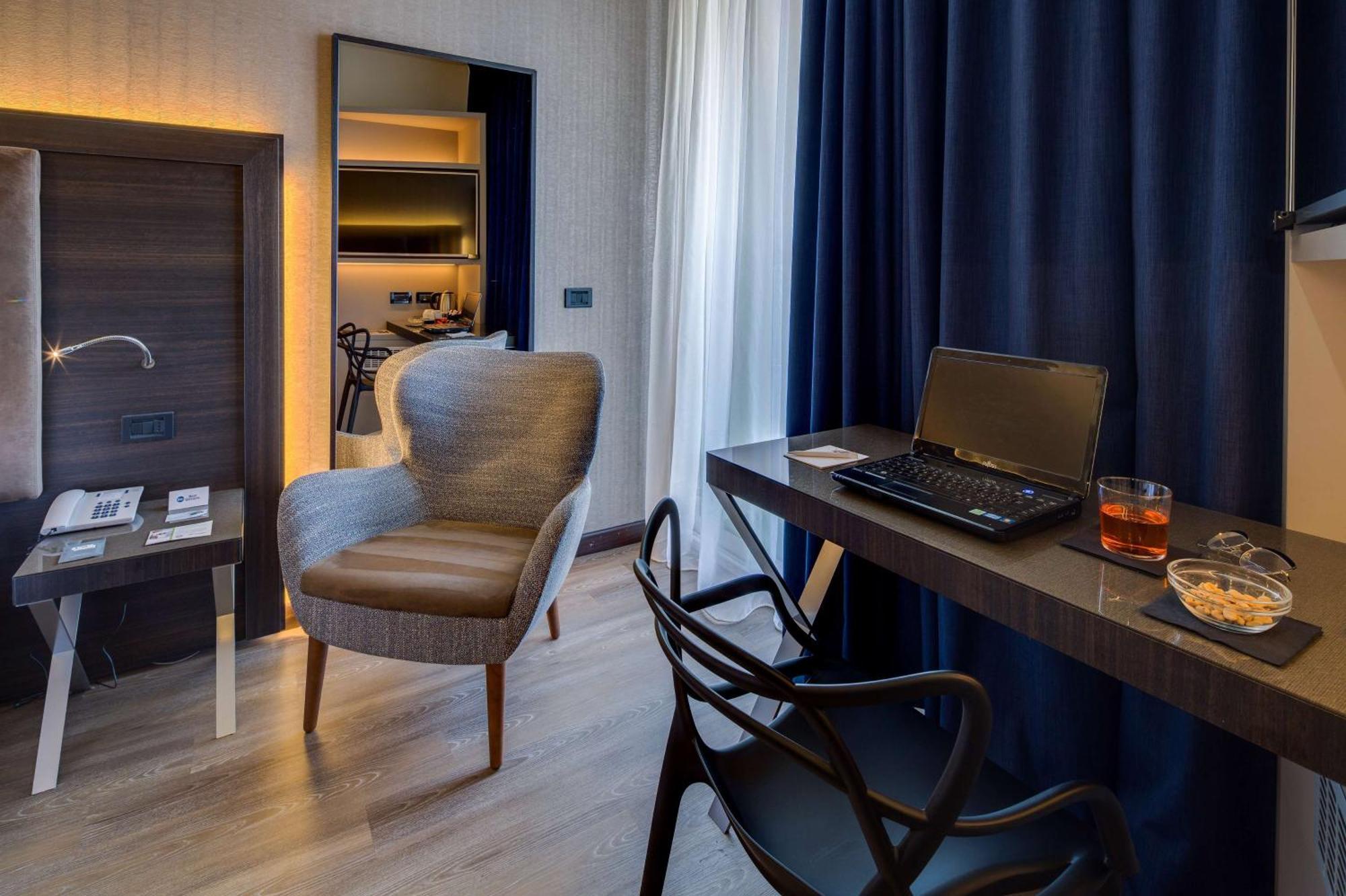 Best Western Plus Hotel Farnese Parma Esterno foto